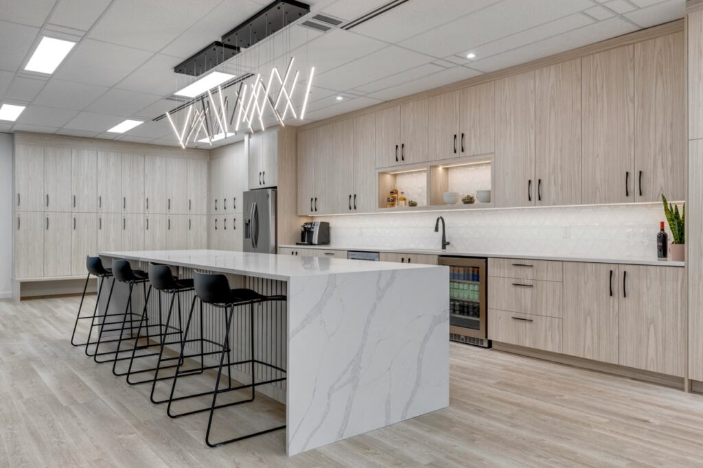 Fine Kitchen Design & Layout